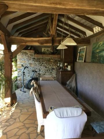阿提匹克阁楼酒店 Villeneuve-de-Rivière 外观 照片